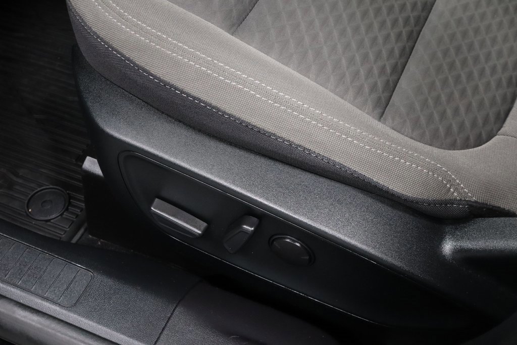 Certified 2022 Ford Escape SE w/ SE Sport Appearance Package image 23