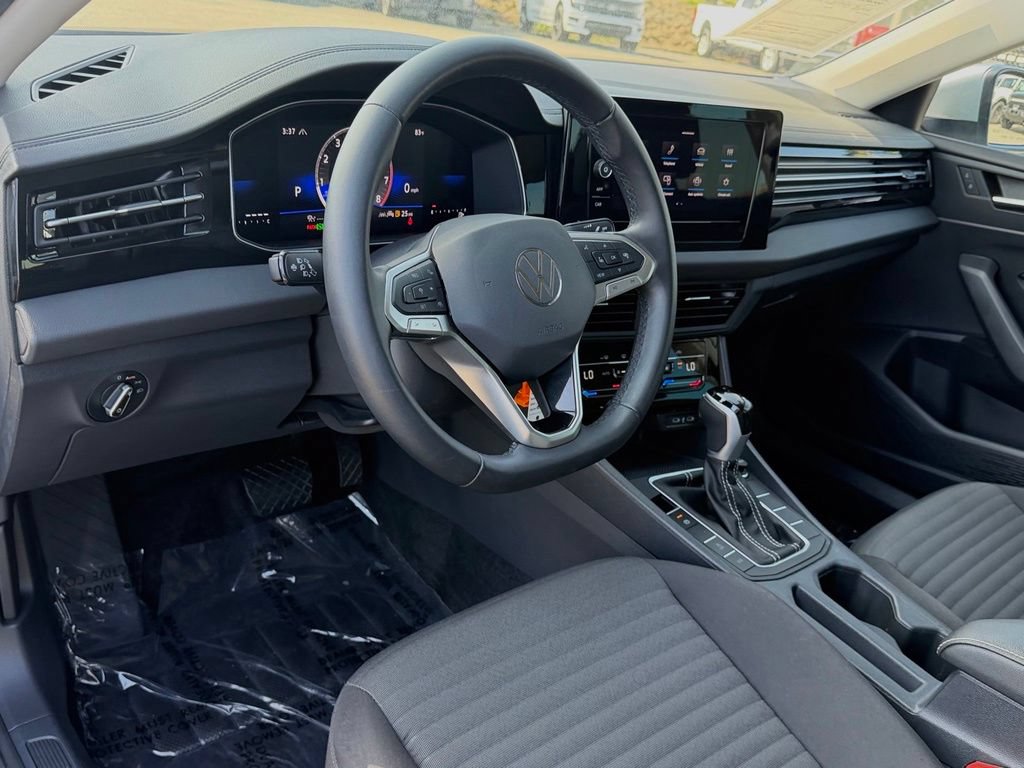 Used 2025 Volkswagen Jetta S FWD image 26