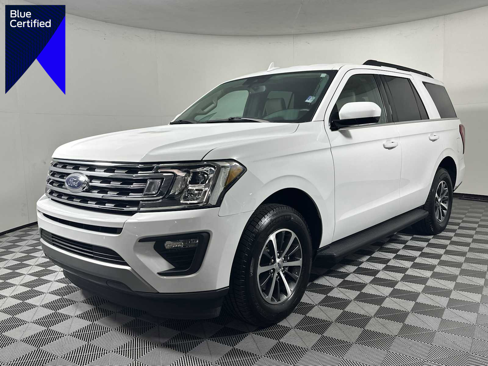 Certified 2020 Ford Expedition XLT image 1