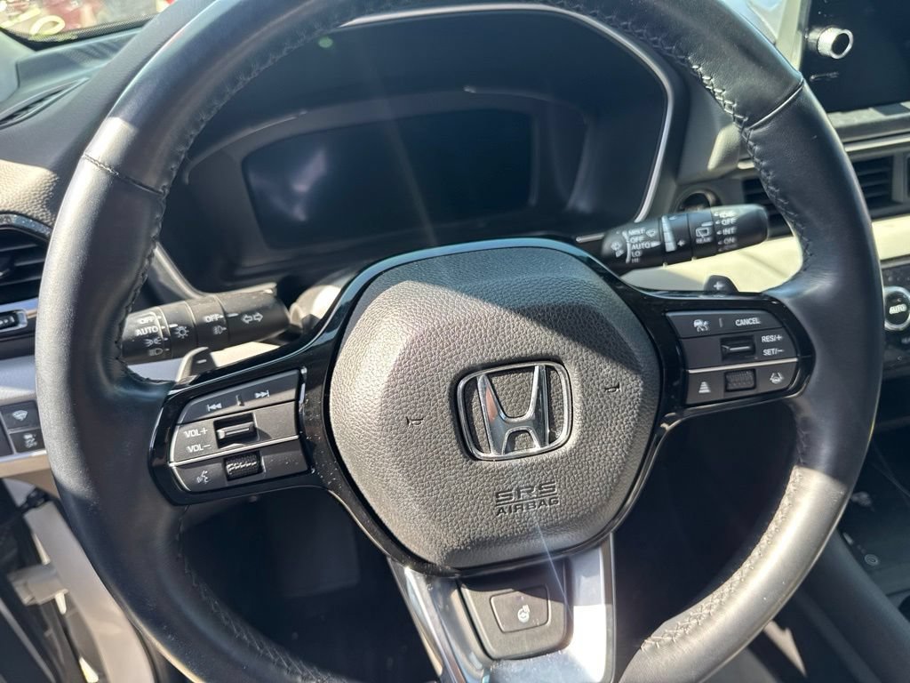 Used 2023 Honda Pilot Elite image 10
