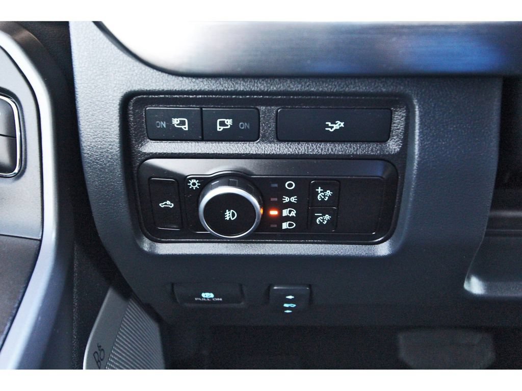 Certified 2024 Ford F350 Lariat w/ Lariat Ultimate Package AWD/4WD image 20