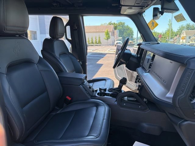Certified 2025 Ford Bronco Outer Banks w/ Sasquatch Package AWD/4WD image 16