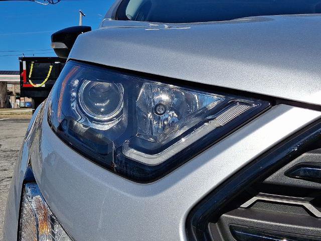 Certified 2022 Ford EcoSport SES image 9
