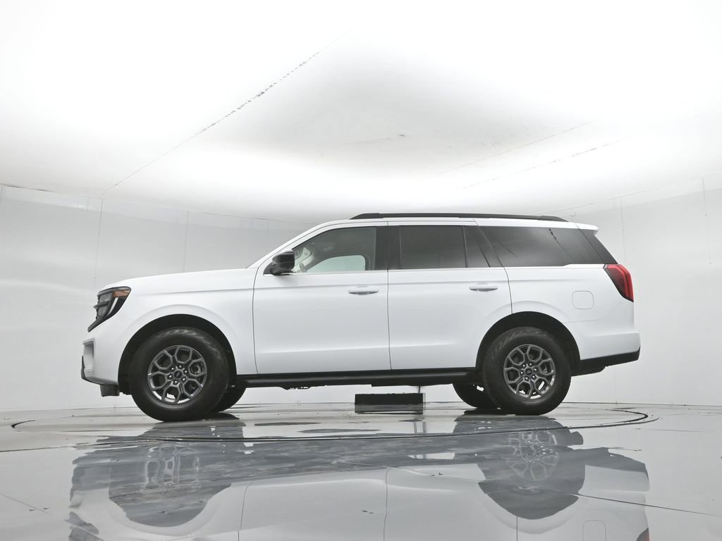 Certified 2025 Ford Expedition Active AWD/4WD image 56