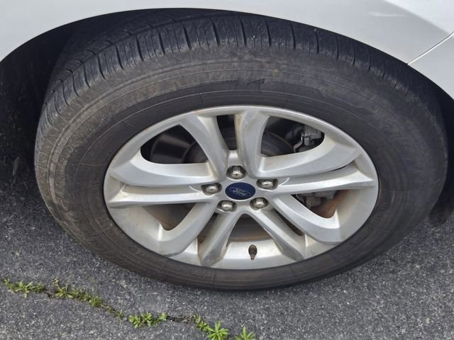 Certified 2020 Ford Edge SEL w/ Convenience Package AWD/4WD image 11