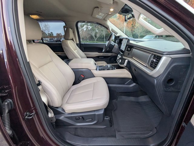 Certified 2024 Ford Expedition Max XLT image 38
