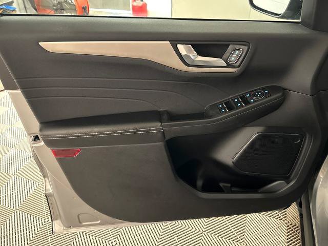 Certified 2022 Ford Escape SEL FWD image 14