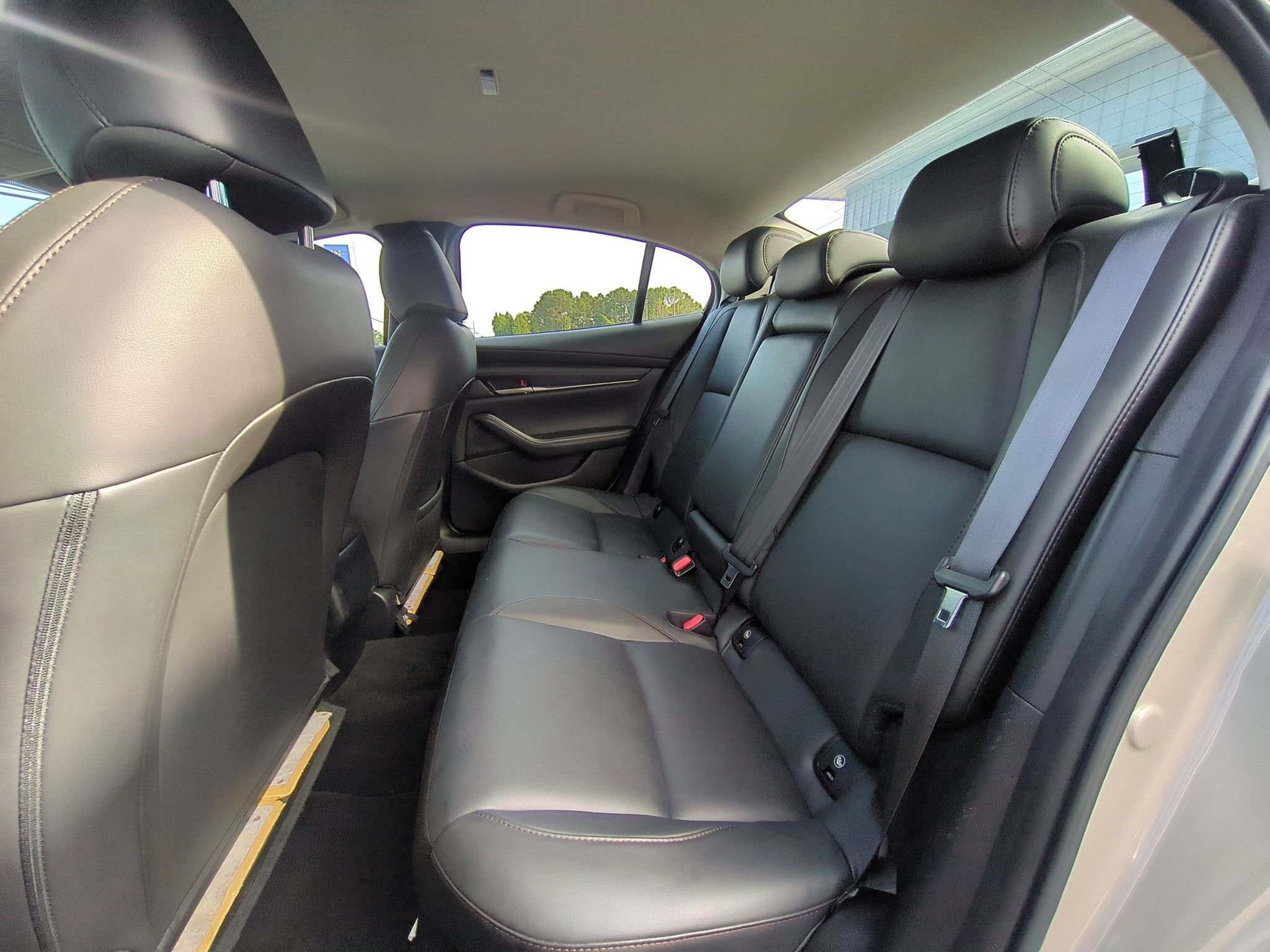 Used 2025 MAZDA MAZDA3 s FWD image 27