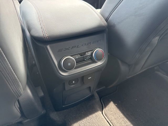 Certified 2025 Ford Explorer Active w/ Active Comfort Package AWD/4WD image 19