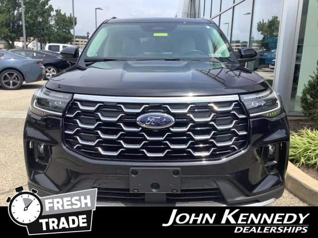 Certified 2025 Ford Explorer Platinum w/ LUX Leather Package AWD/4WD image 7