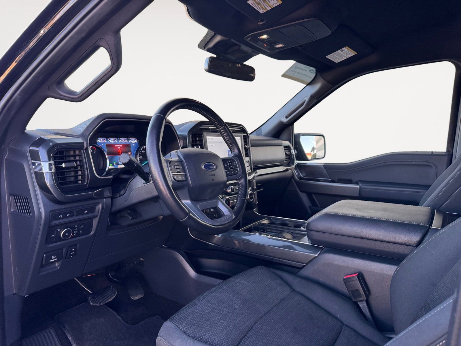 Certified 2022 Ford F150 XLT w/ Equipment Group 302A High image 9