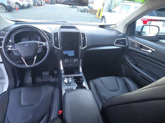 Certified 2022 Ford Edge Titanium w/ Equipment Group 301A image 15