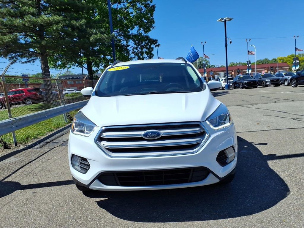 Certified 2019 Ford Escape SEL AWD/4WD image 2