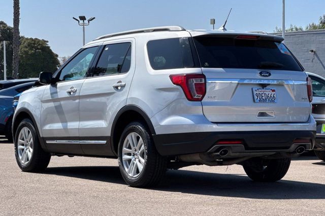 Certified 2018 Ford Explorer XLT w/ Equipment Group 202A image 5