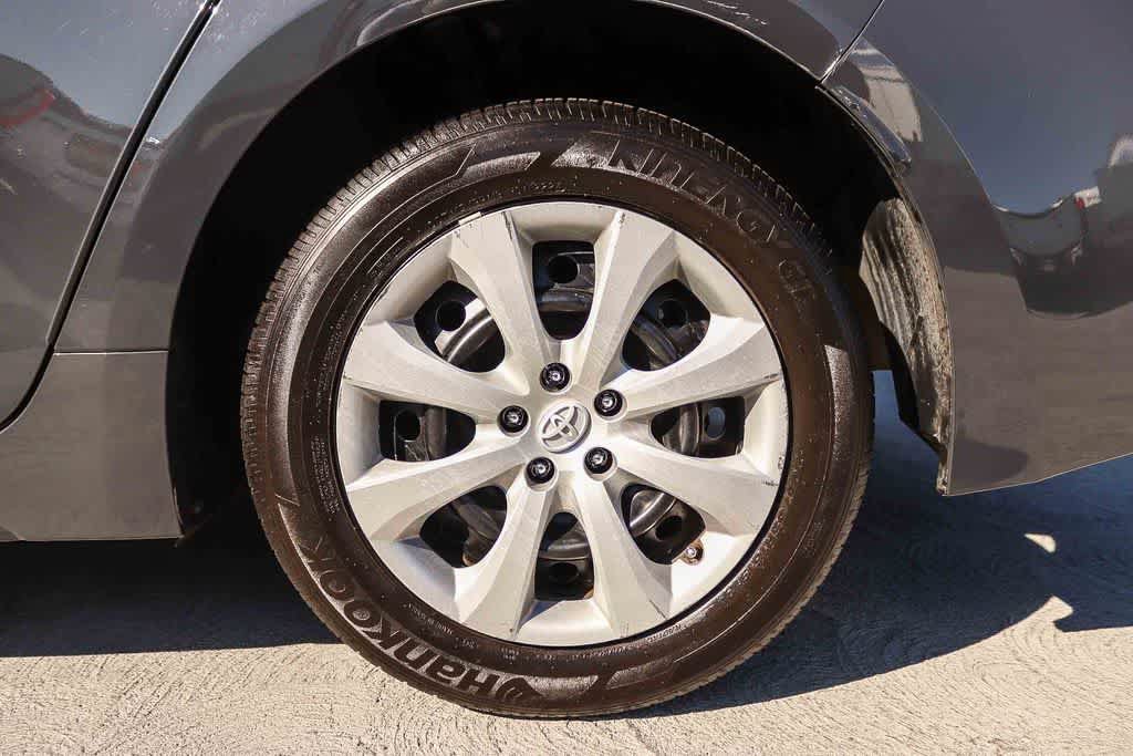 Used 2024 Toyota Corolla LE FWD image 10