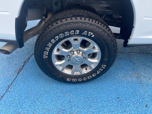 Used 2024 RAM 2500 Laramie w/ Safety Group AWD/4WD image 8