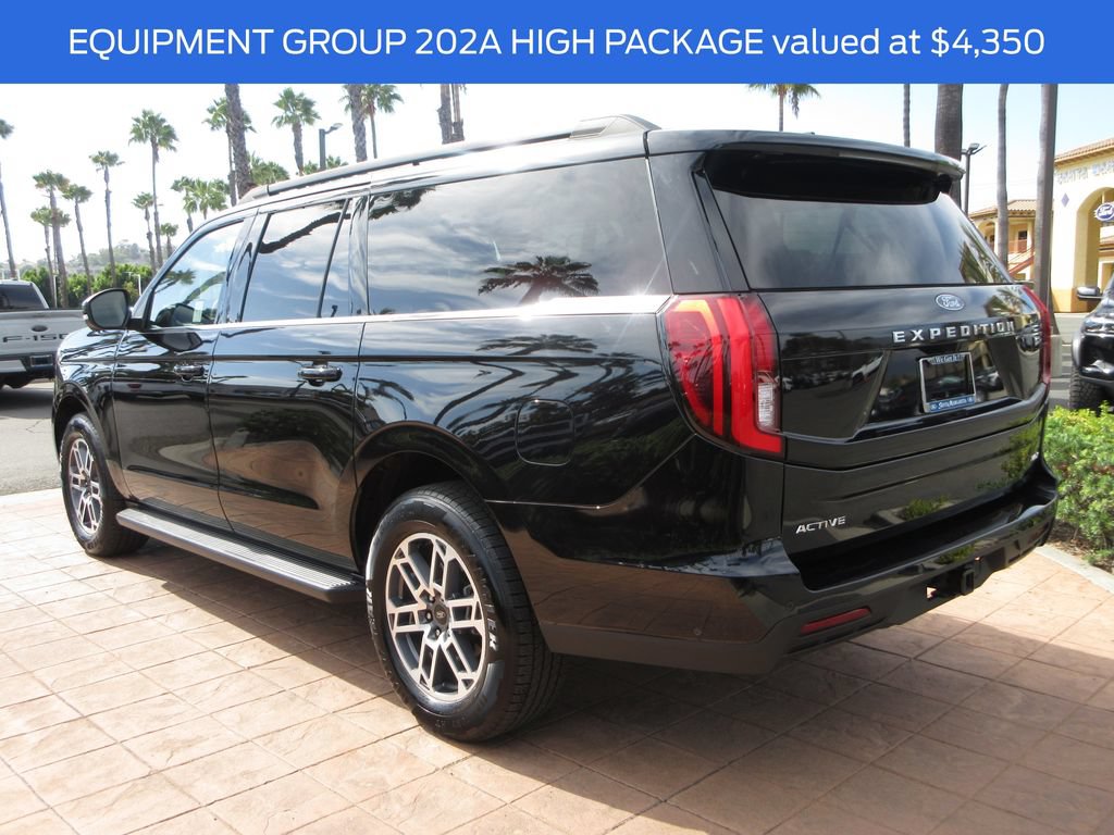 Certified 2025 Ford Expedition Max Active RWD image 2