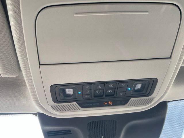 Certified 2025 Ford Expedition Active AWD/4WD image 36