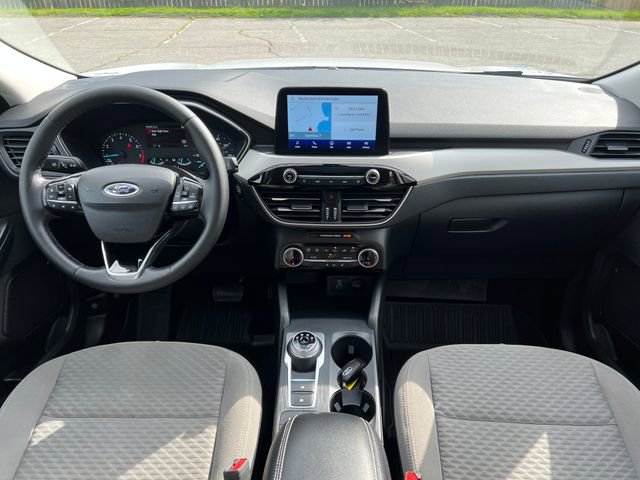 Certified 2022 Ford Escape SE w/ SE Sport Appearance Package AWD/4WD image 33
