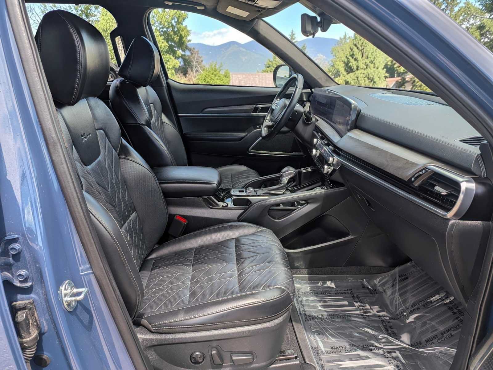 Used 2025 Kia Telluride SX Prestige X-Pro AWD/4WD image 17