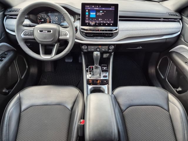 Used 2023 Jeep Compass Latitude w/ Convenience Group AWD/4WD image 27