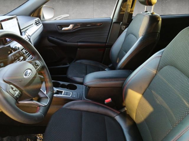 Certified 2025 Ford Escape ST-Line image 19