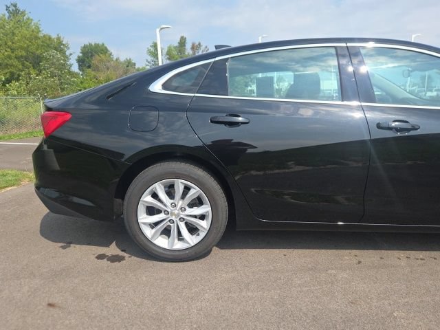 Used 2025 Chevrolet Malibu LT FWD image 7