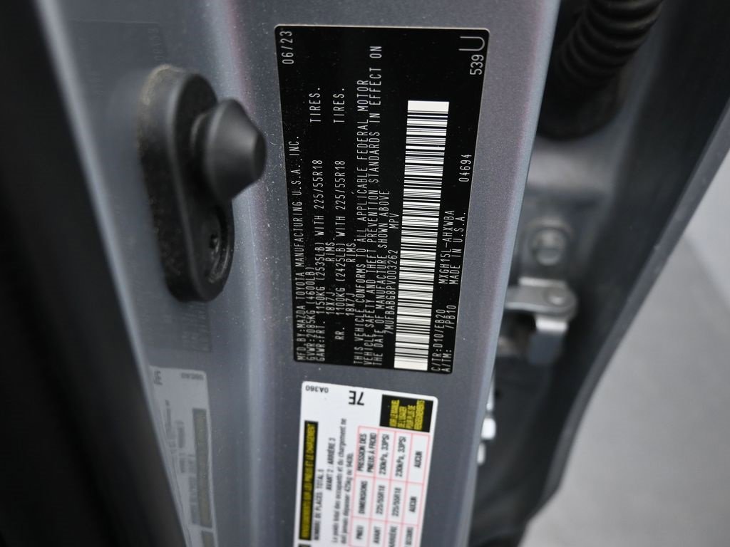 Used 2023 Toyota Corolla Cross XSE w/ Convenience Package image 20