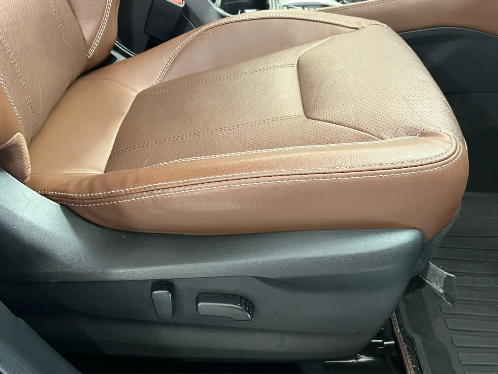 Used 2020 Subaru Forester Touring AWD/4WD image 41