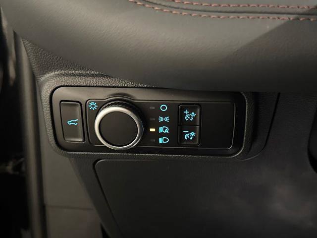 Certified 2025 Ford Explorer Active image 18