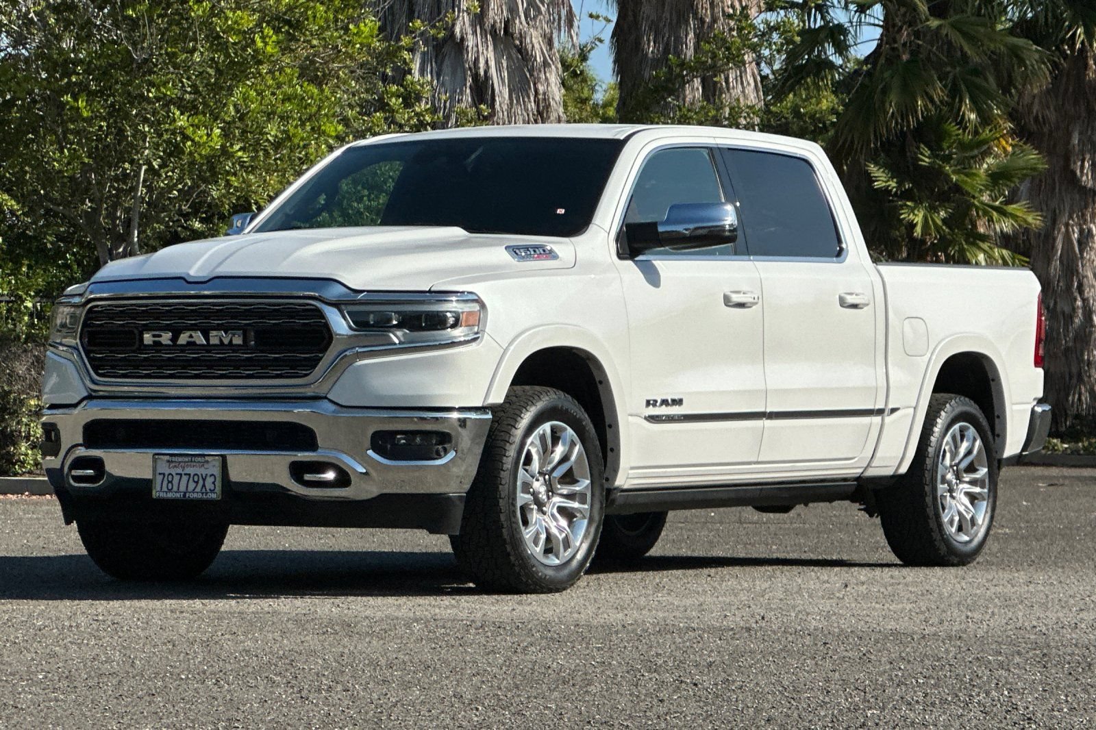 Used 2023 RAM 1500 Limited AWD/4WD image 8