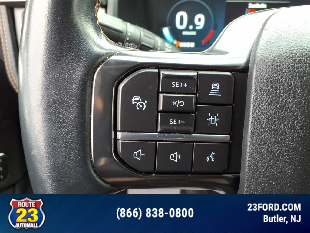 Certified 2023 Ford Expedition Platinum image 16