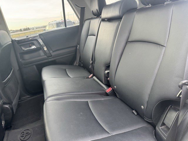 Used 2024 Toyota 4Runner TRD Off-Road Premium image 27