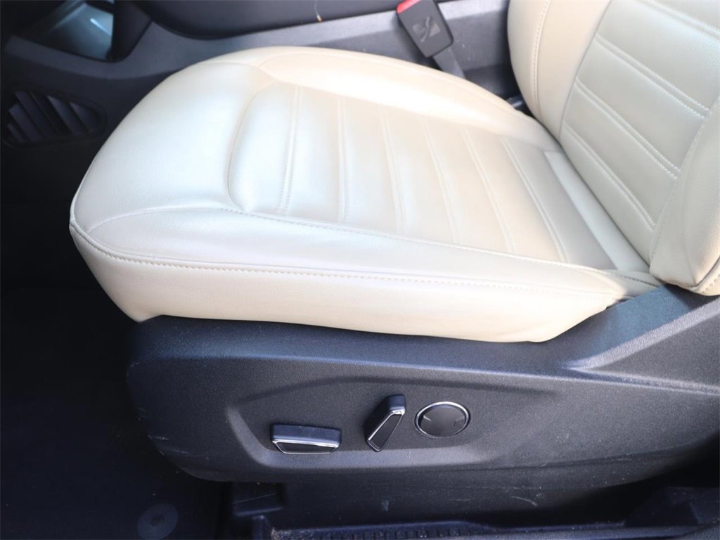 Certified 2019 Ford Edge SEL w/ Equipment Group 201A image 15