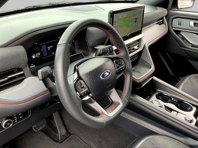 Certified 2025 Ford Explorer ST AWD/4WD image 19