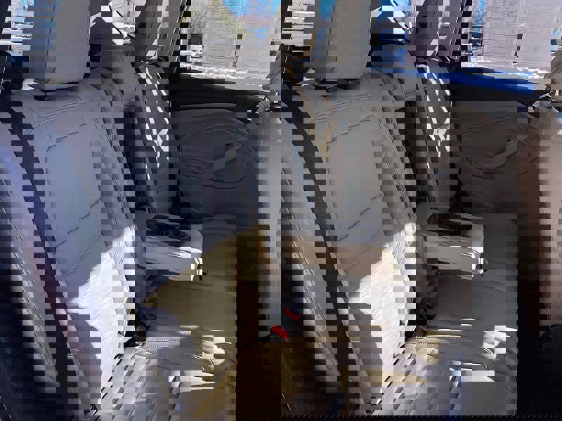 Certified 2019 Ford Escape Titanium image 37