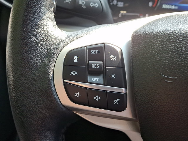 Certified 2023 Ford Explorer XLT w/ Equipment Group 202A AWD/4WD image 29