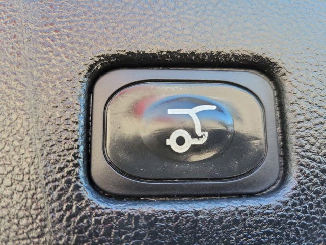 Certified 2023 Ford Edge Titanium image 14