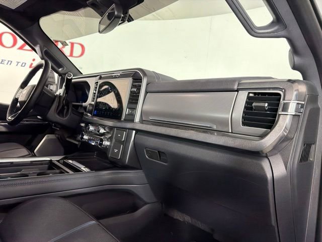 Certified 2025 Ford F350 Platinum w/ FX4 Off-Road Package AWD/4WD image 16