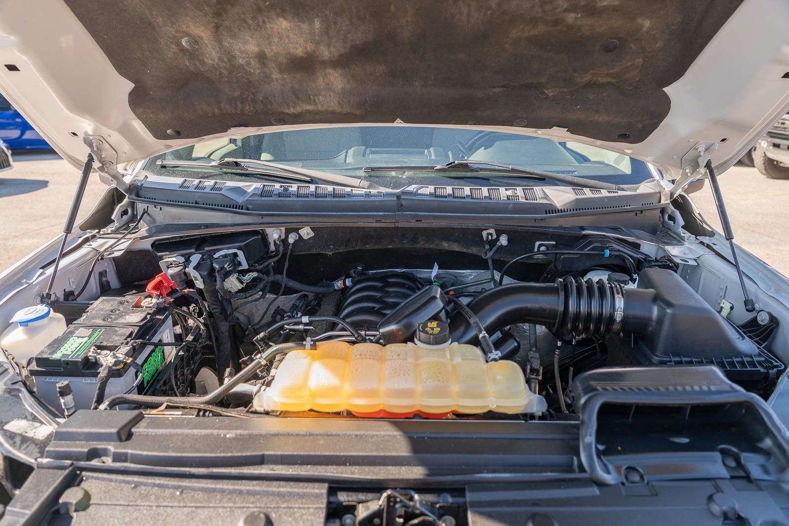 Certified 2019 Ford F150 XLT w/ Equipment Group 302A Luxury image 23