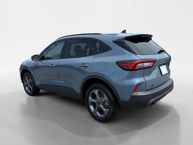 Certified 2025 Ford Escape ST-Line Select AWD/4WD image 3