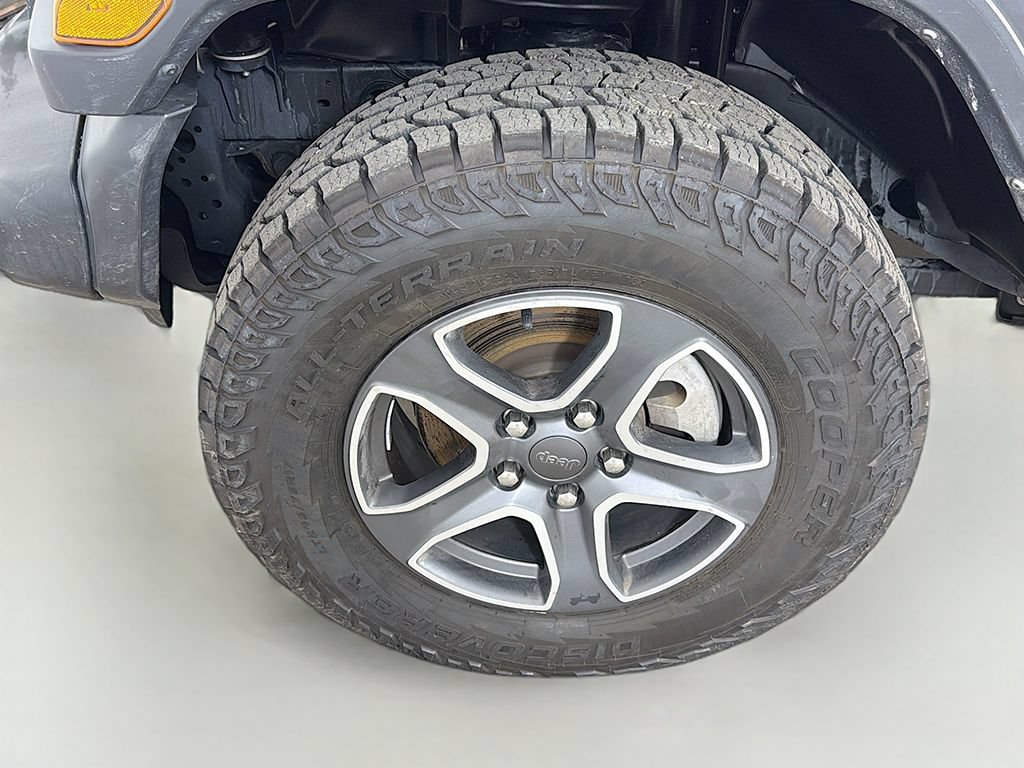 Used 2023 Jeep Wrangler Sport AWD/4WD image 16