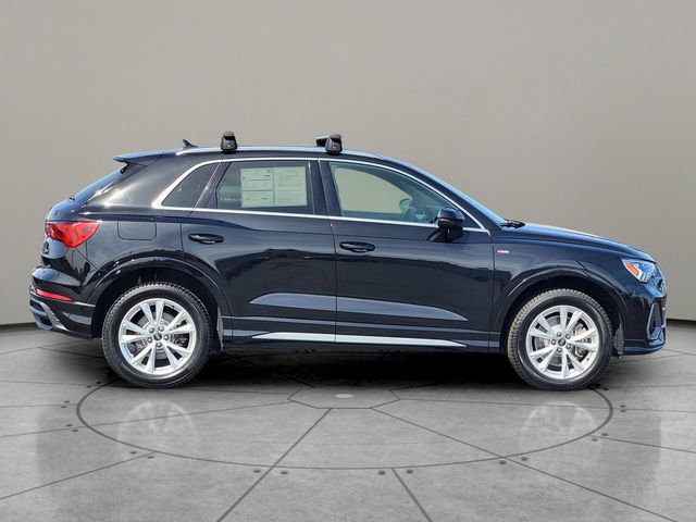 Used 2023 Audi Q3 2.0T Premium Plus w/ Premium Plus Package AWD/4WD image 12