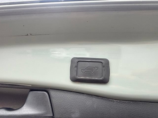 Used 2023 Toyota RAV4 XLE Premium AWD/4WD image 42