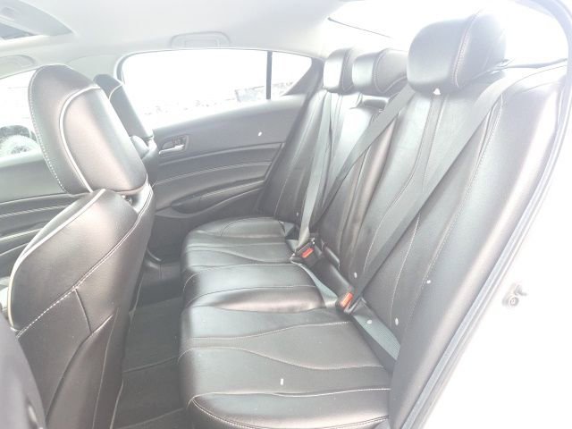 Used 2022 Acura ILX Premium Package image 16