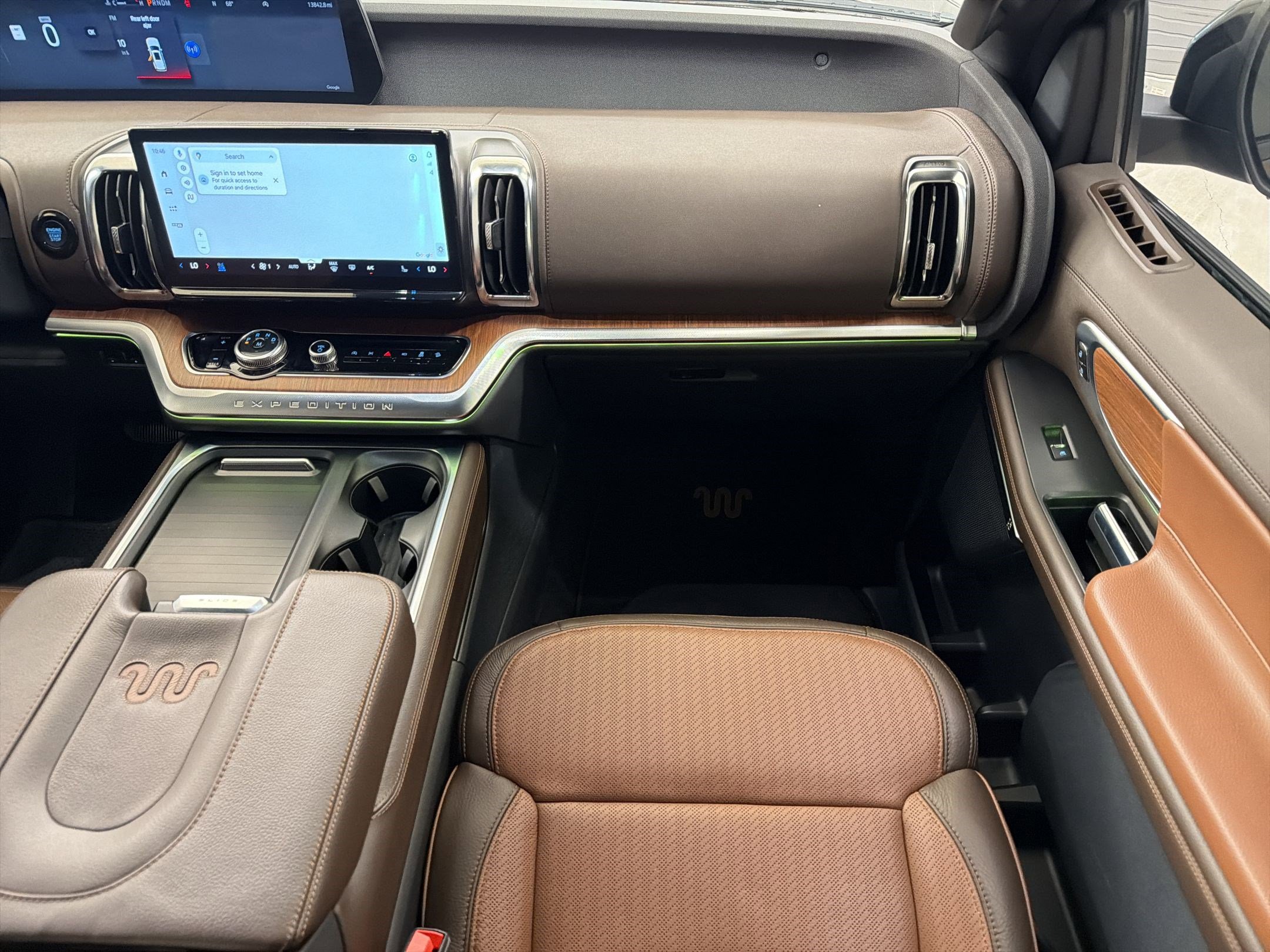 Certified 2025 Ford Expedition King Ranch AWD/4WD image 29