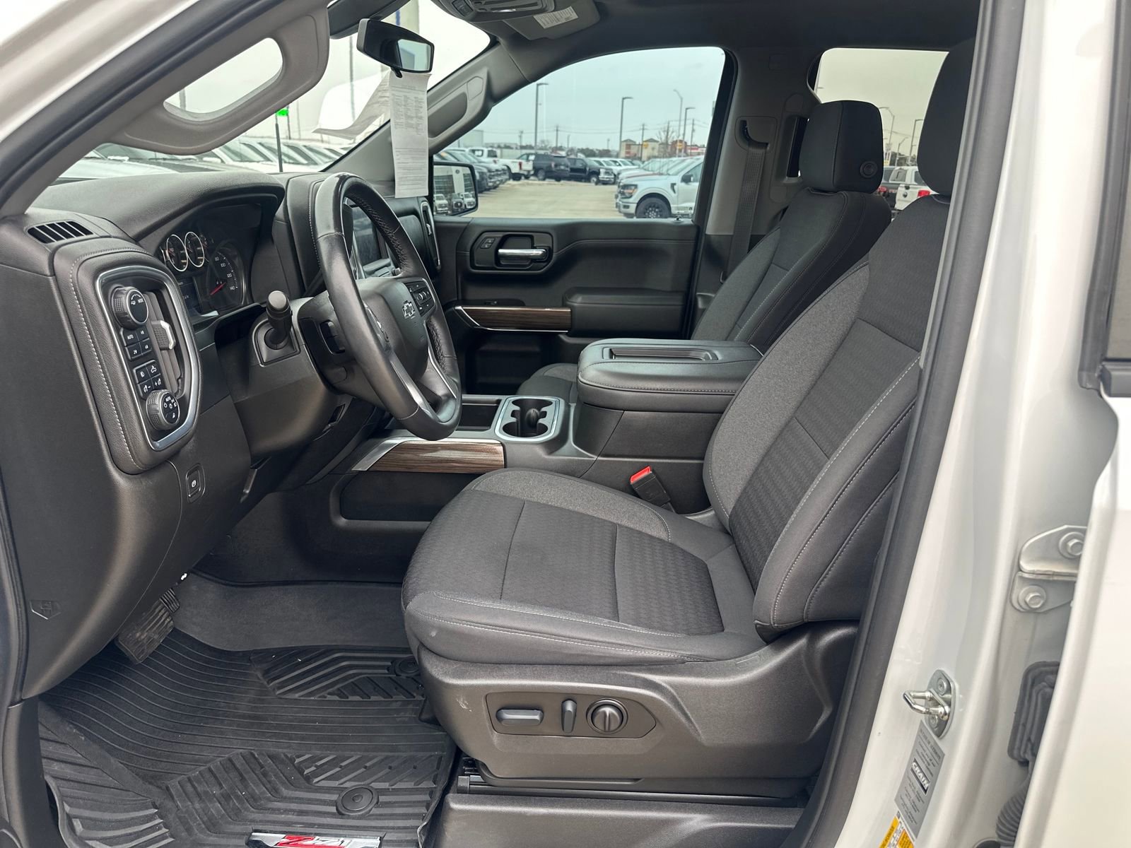 Used 2022 Chevrolet Silverado 1500 LT Trail Boss w/ Safety Package image 12