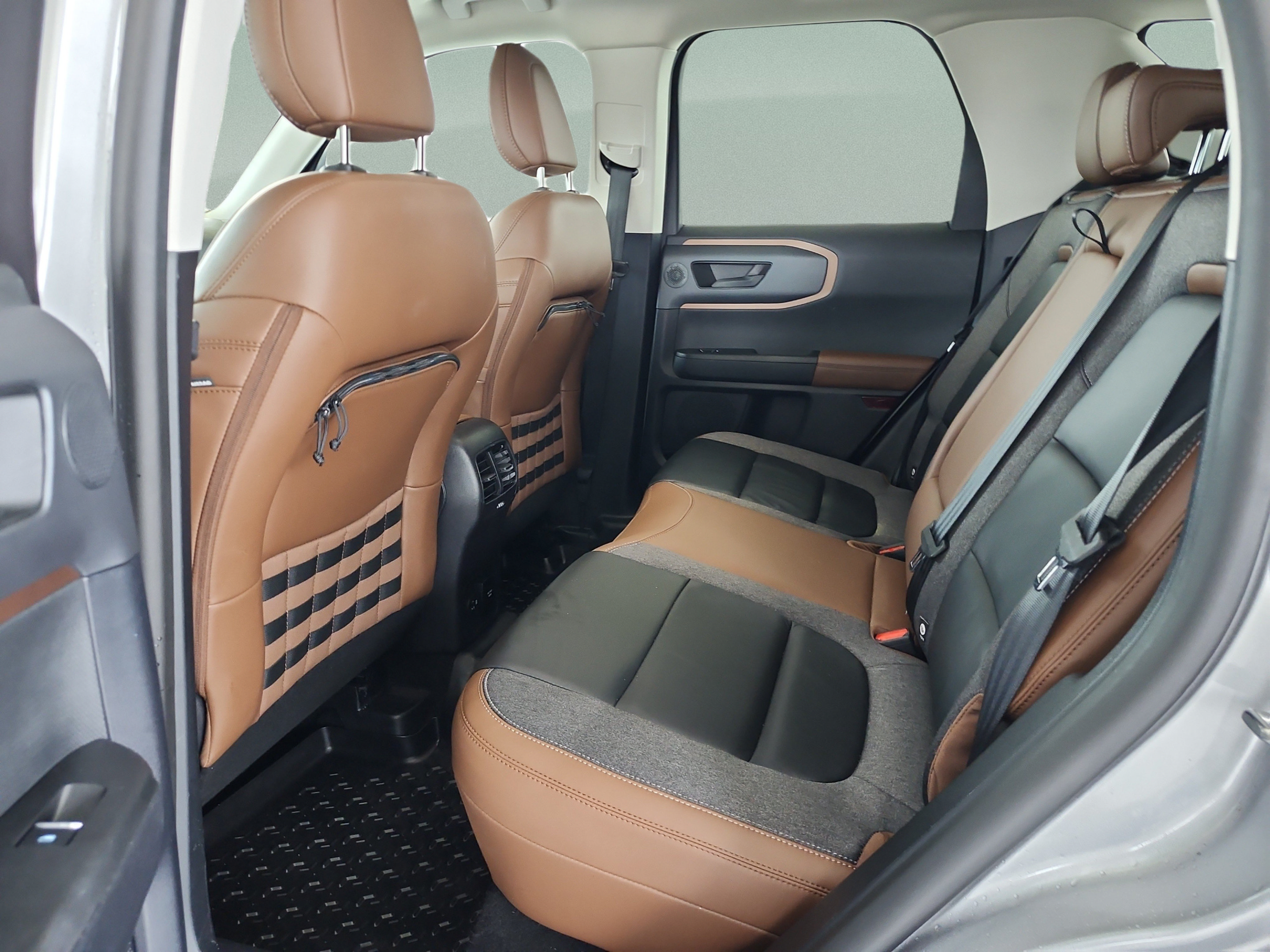 Certified 2023 Ford Bronco Sport Outer Banks w/ Tech Package AWD/4WD image 17