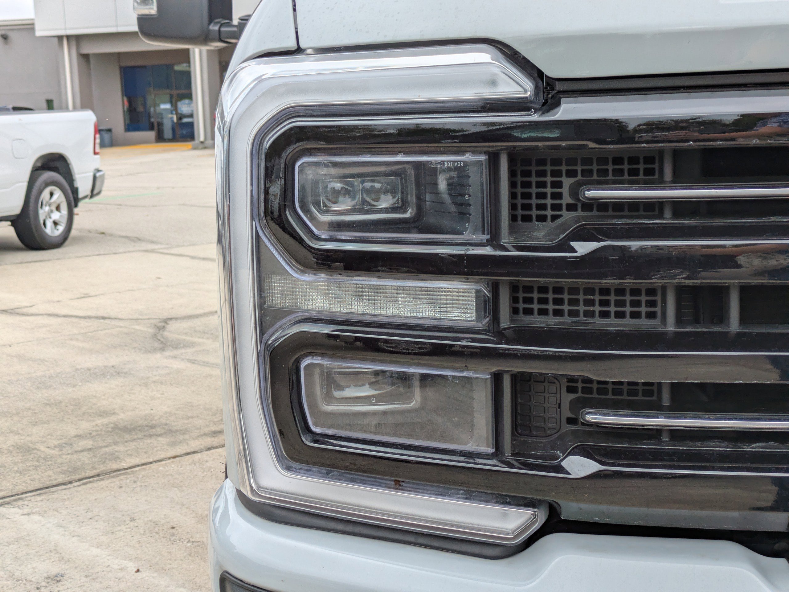 Certified 2025 Ford F250 Platinum AWD/4WD image 10