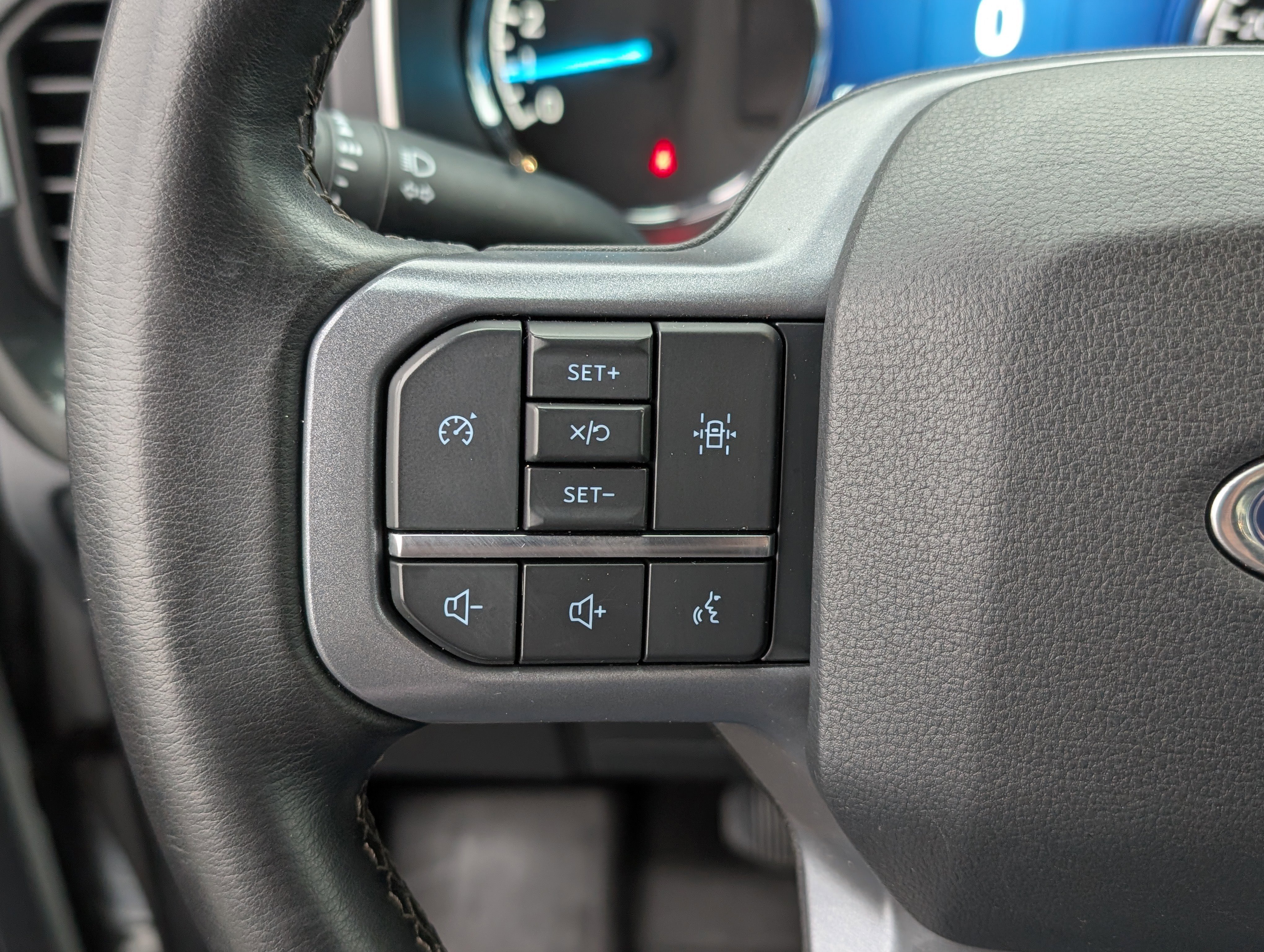 Certified 2023 Ford F150 XLT w/ Equipment Group 302A High image 21